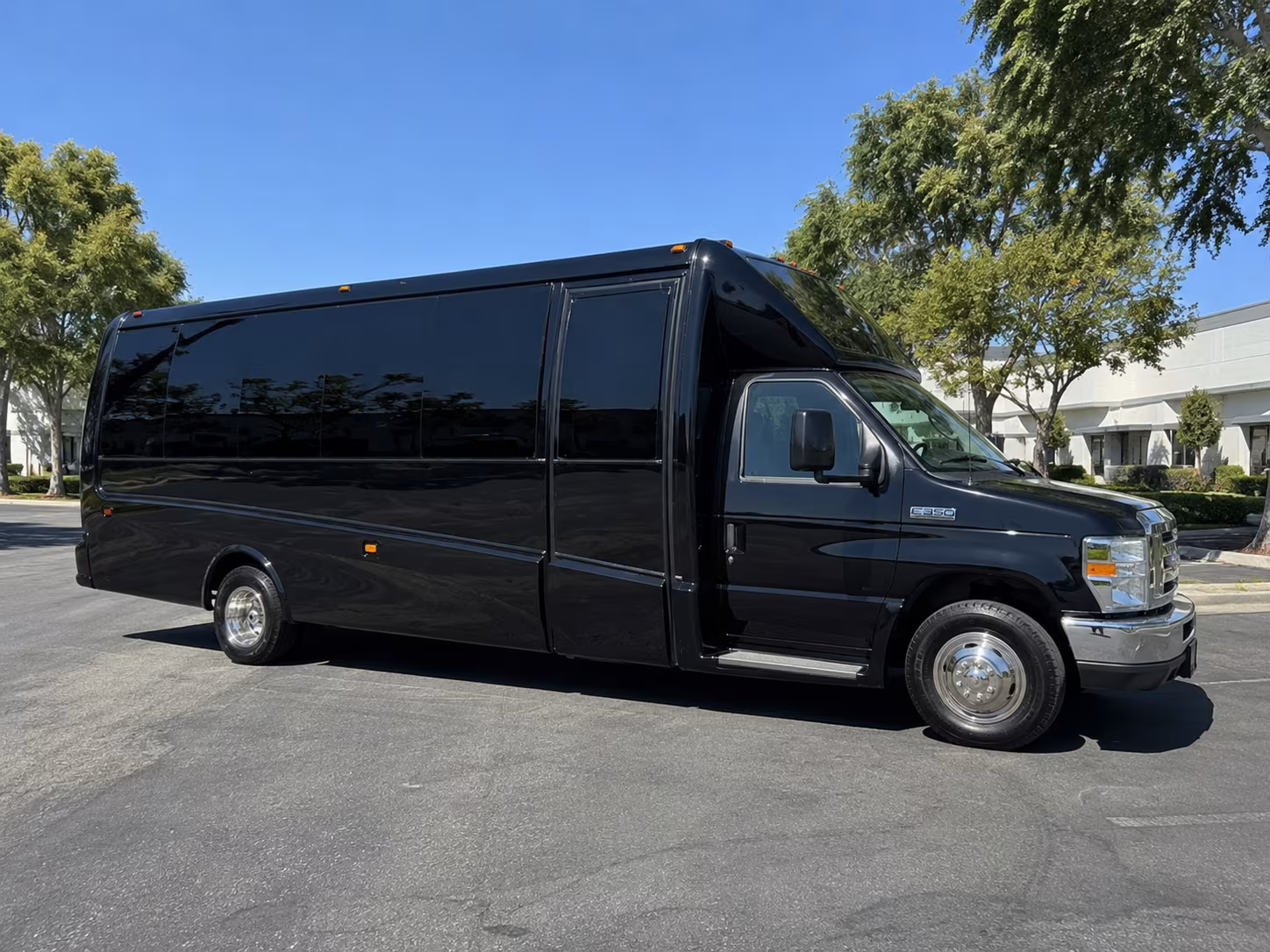 quinceanera sweet 16 and birthday party buses in visalia