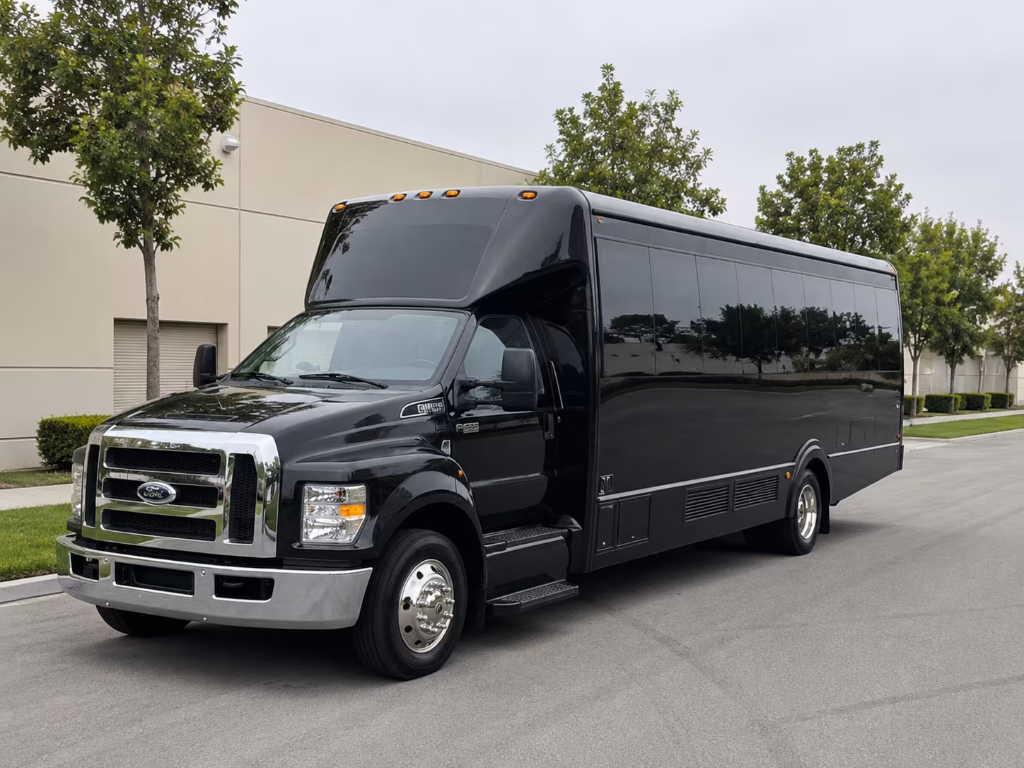 visalia party bus