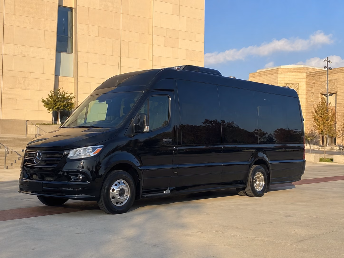 visalia sprinter limousine